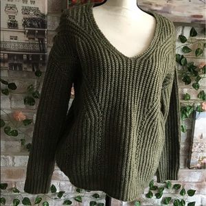 Camouflage green knit sweater